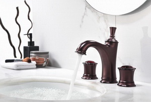 卫浴间防水三注意：地漏、墙角、管根